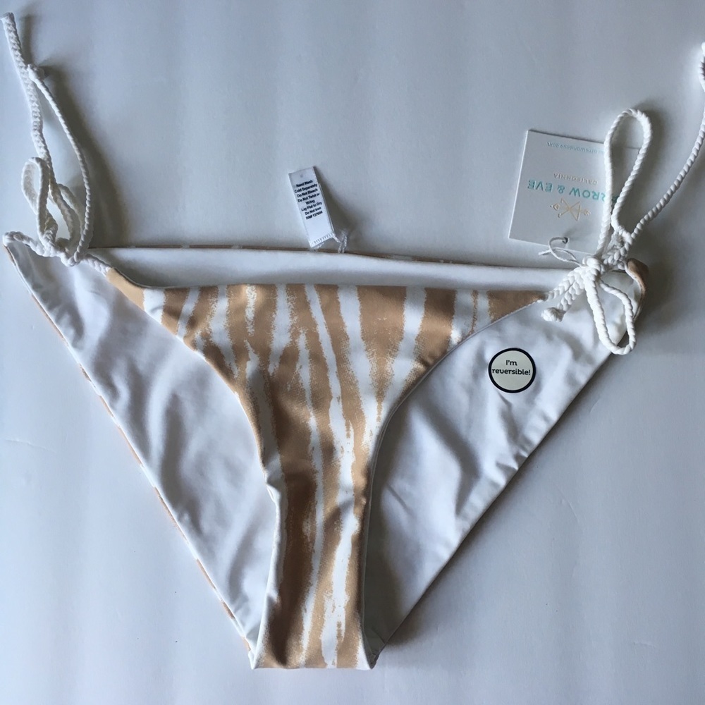 Sand Tiger String bottom( REVERSIBLE) - Picture 8 of 8